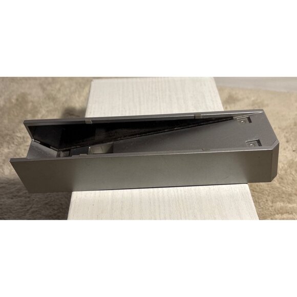 Nintendo Wii Console Stand RVL-017 Silver Gray Plastic Base Dock Replacement OEM - Picture 5 of 11